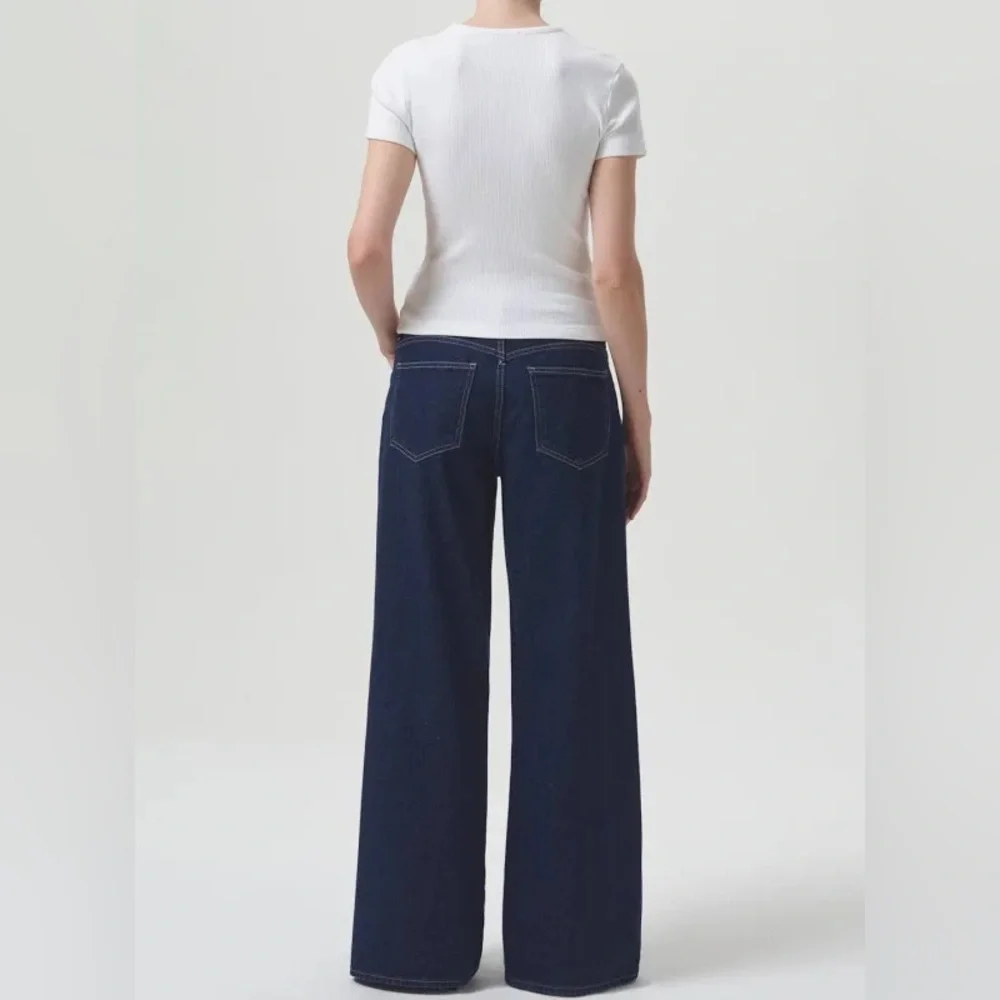 Agolde NWT size 28 Clara Jeans 
Low Rise Baggy Flare whisper dark blue - Picture 5 of 13